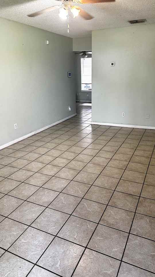 3605 Crestbrook Ct #1 - Photo 3 of 10