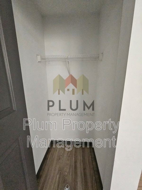 1314 Bulwer St - Photo 6 of 29