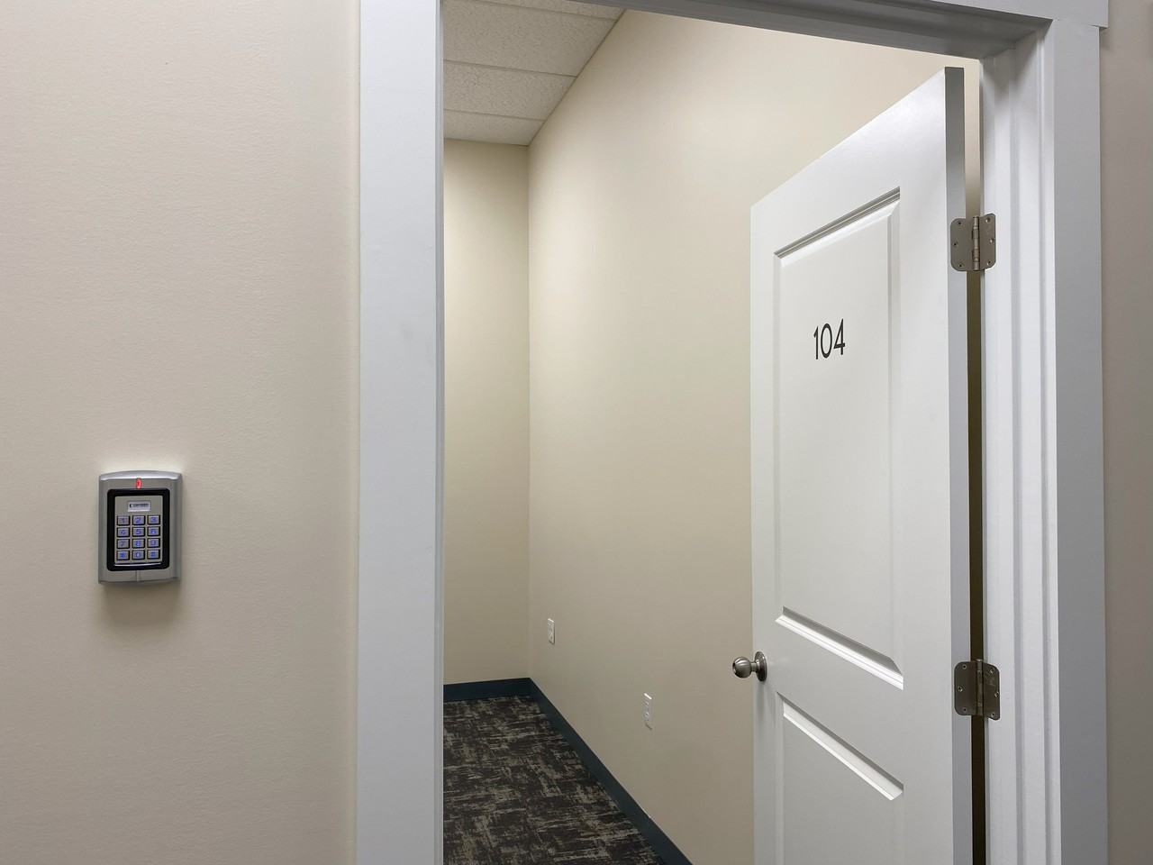 100 Larrabee Road - 104Suite 150 #104 - Photo 3 of 11