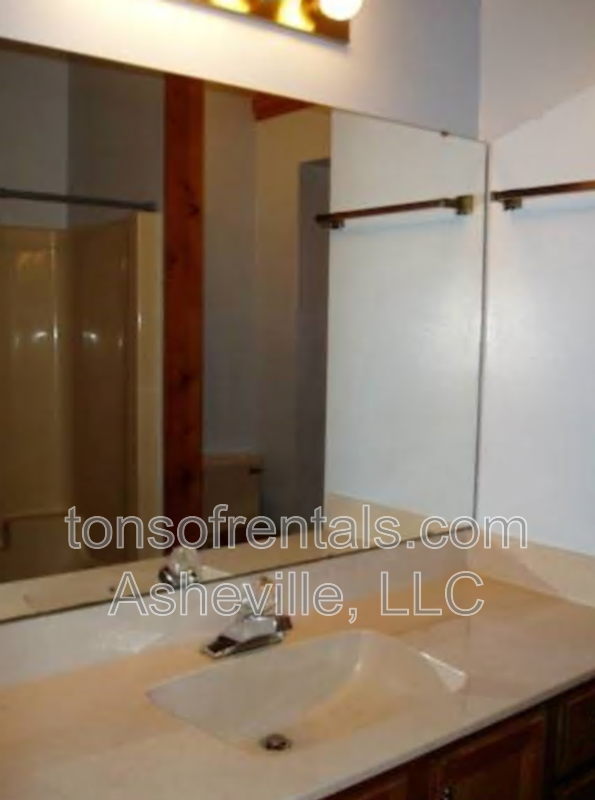 1286 Davis Mountain Rd - Photo 4 of 9