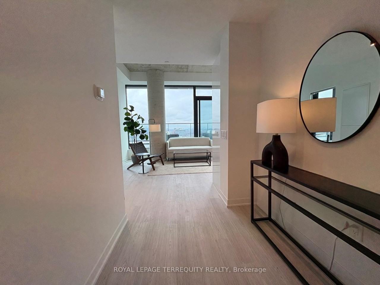 195 McCaul Street - Photo 5