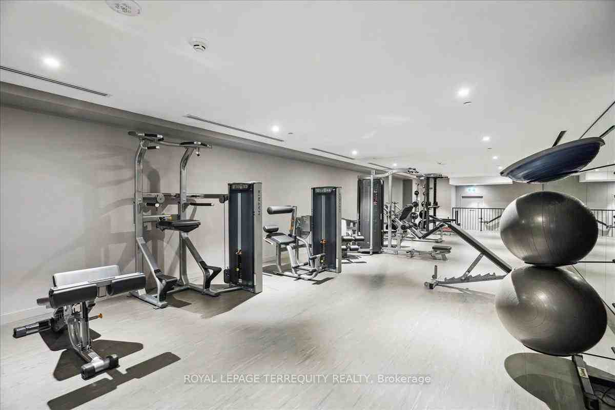 195 McCaul Street - Photo 21