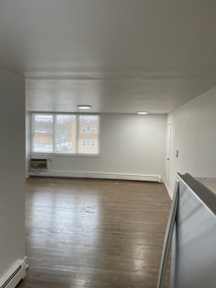 2515 West Jerome Apartments - Photo 5 of 29