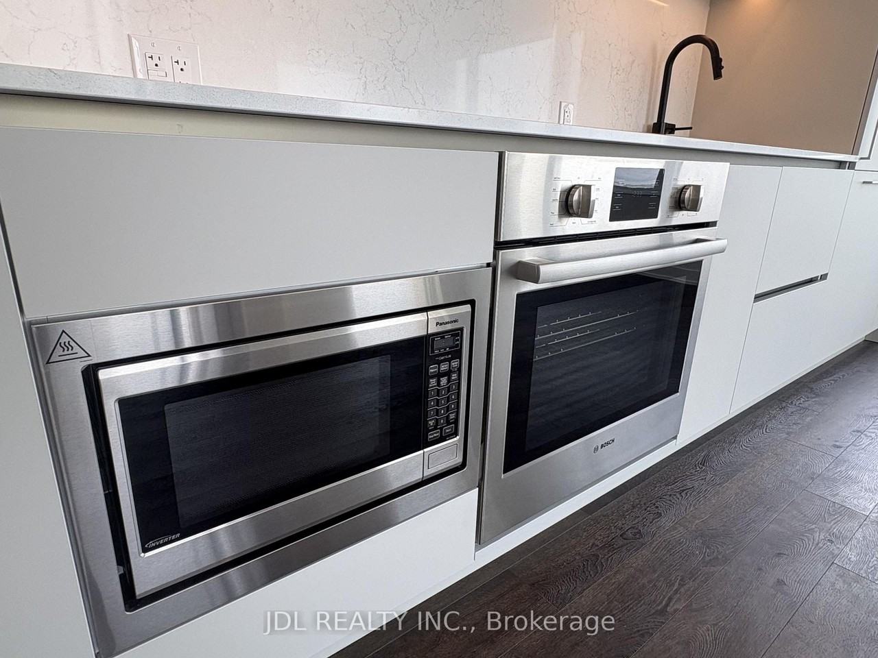 609 Sherbourne Street #3109