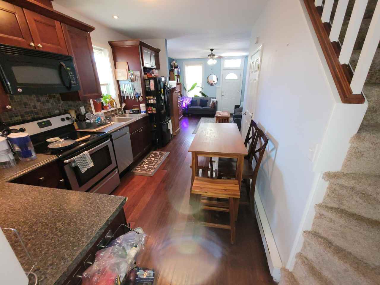422 Gold St #1 - Photo 7 of 22