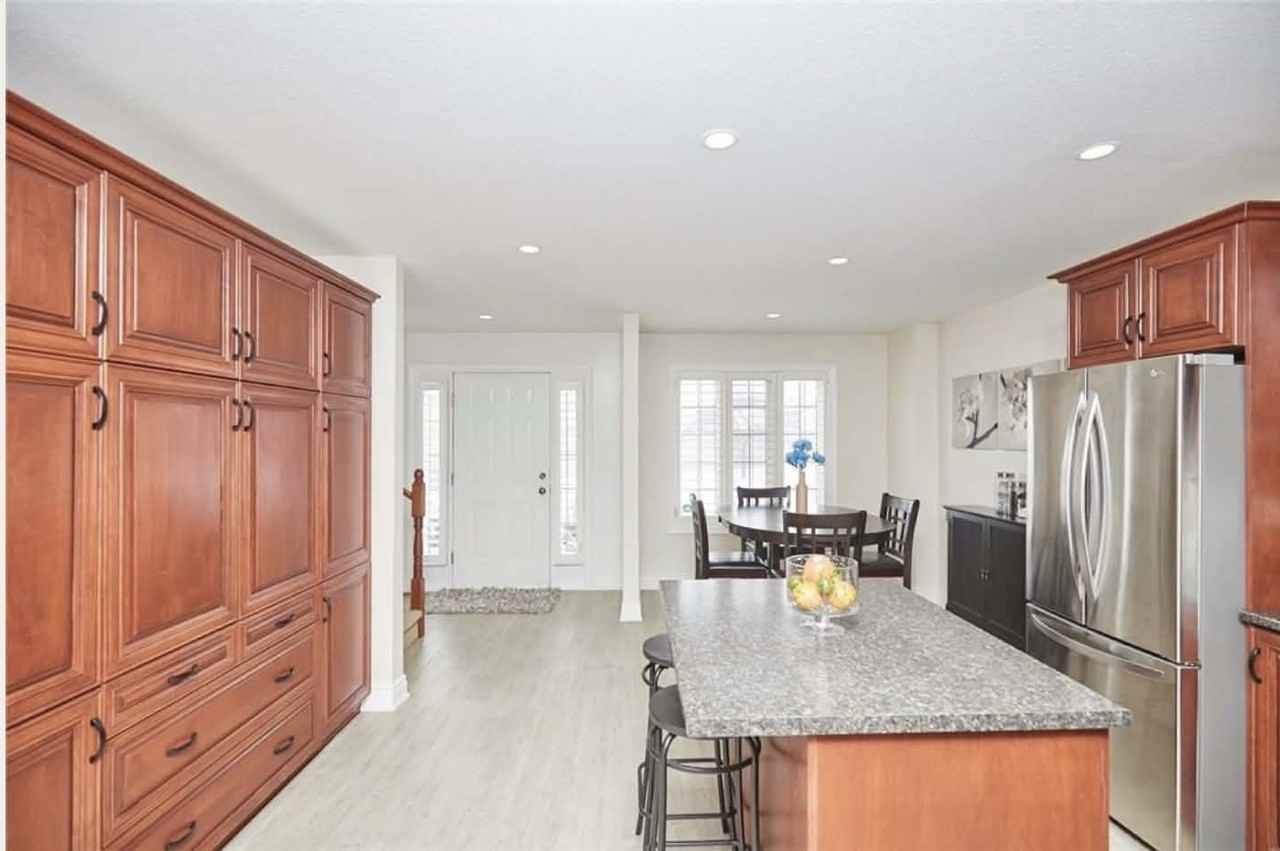 23 Ormond St N #1 - Photo 5 of 25
