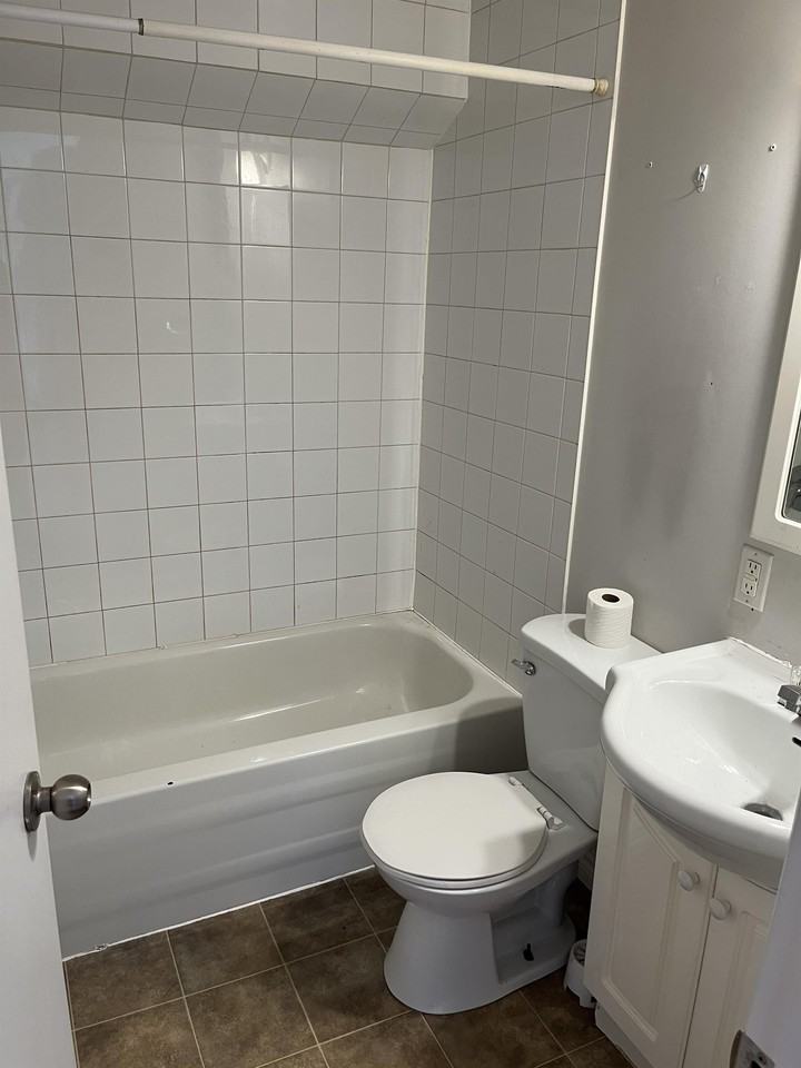 229 102-229 Edmund Street #102 - Photo 5 of 9