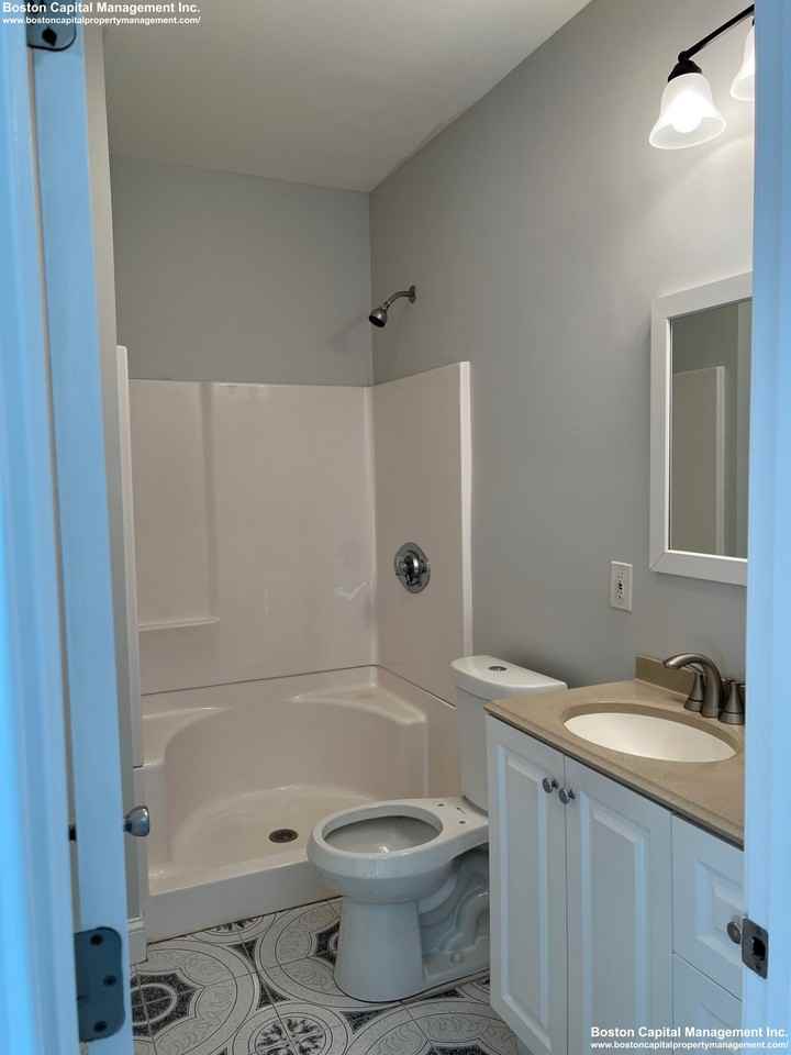 179 Belmont St #1 - Photo 5 of 17