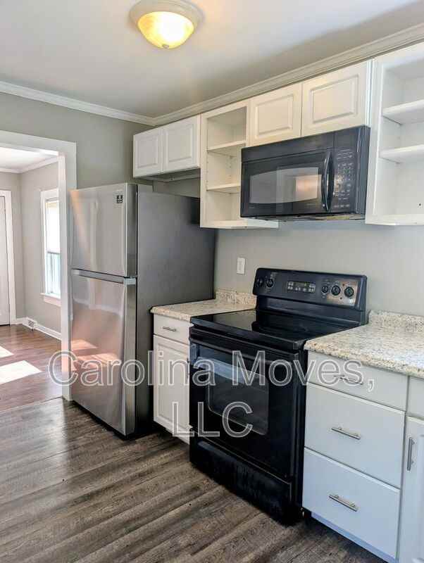 403 Mccrary St - Photo 4 of 16