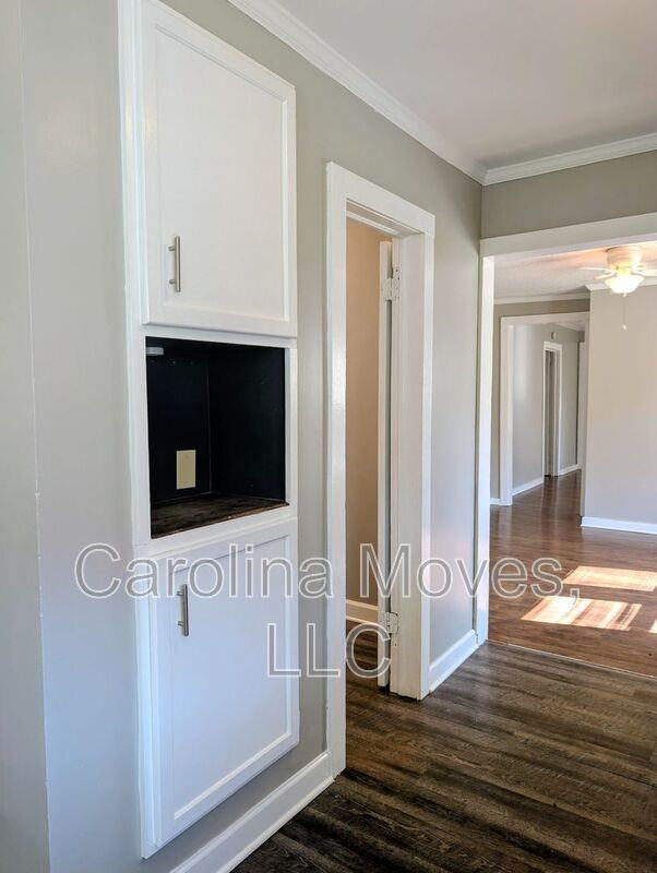 403 Mccrary St - Photo 6 of 16