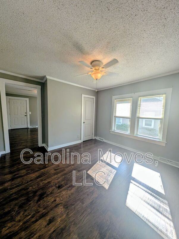 403 Mccrary St - Photo 7 of 16