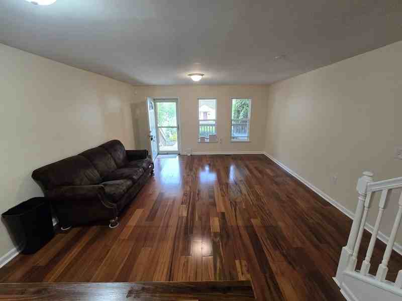 1404 N 30th St - Photo 7 of 24
