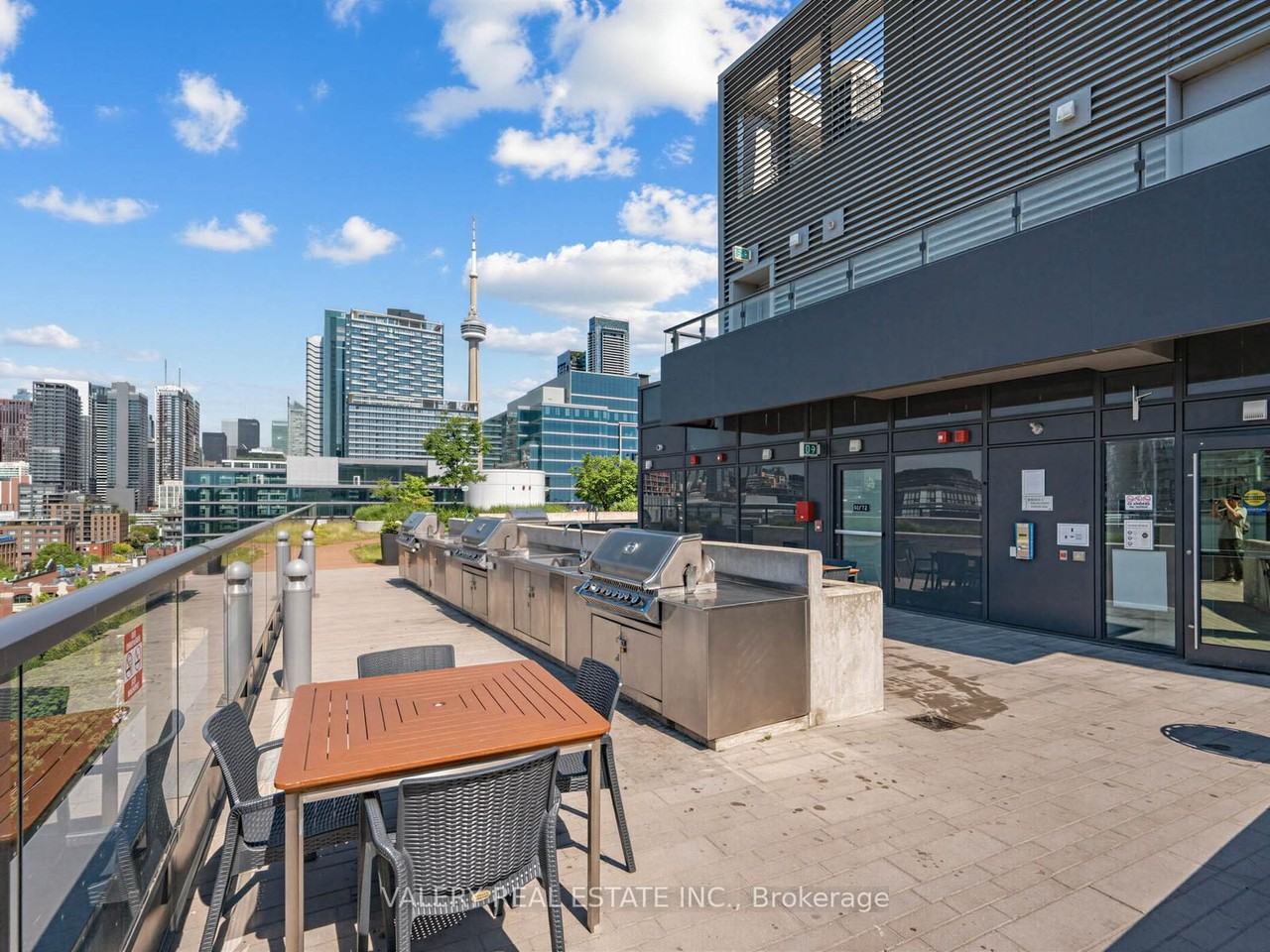 39 Niagara Street - Photo 34