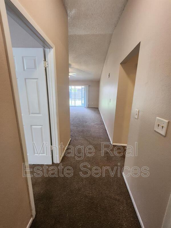 7708 Gulf Ct - Photo 2 of 18
