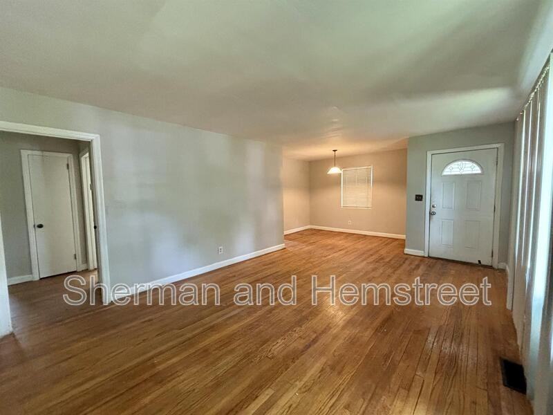 2020 Garr Dr - Photo 3 of 9