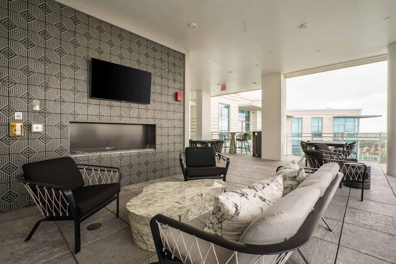 The Emerson at Rocky Point - Photo 7 of 31