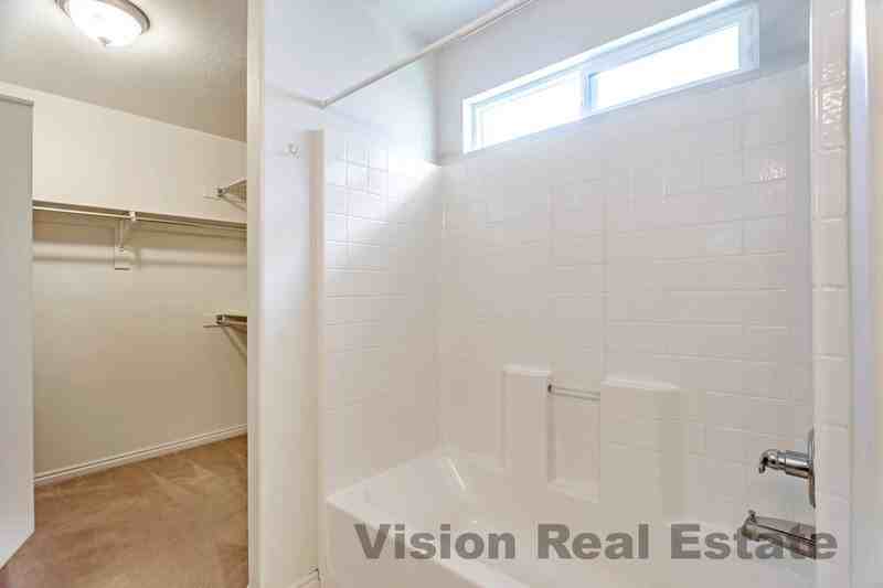 1484 E St - Photo 2 of 15