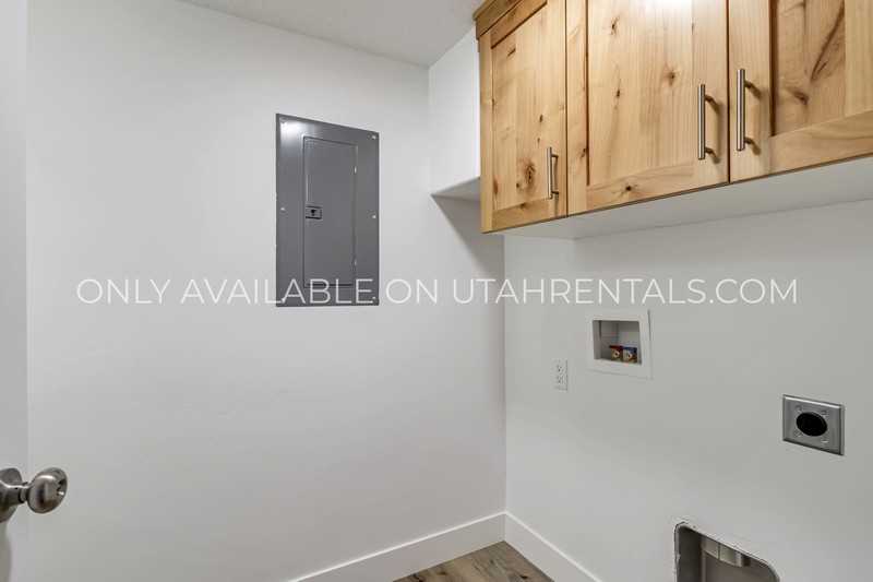704 Sw #206 - Photo 7 of 25