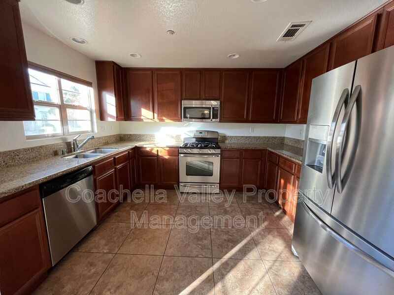 235 Paseo Gregario - Photo 4 of 34