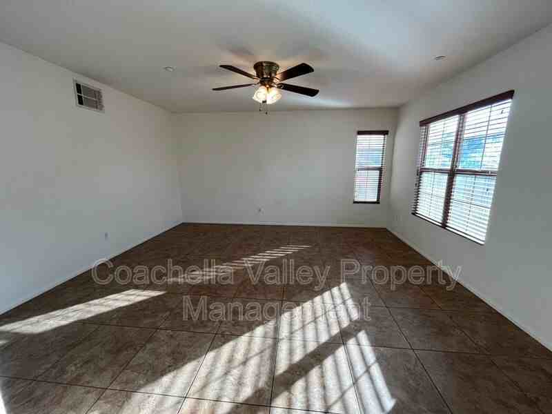 235 Paseo Gregario - Photo 7 of 34