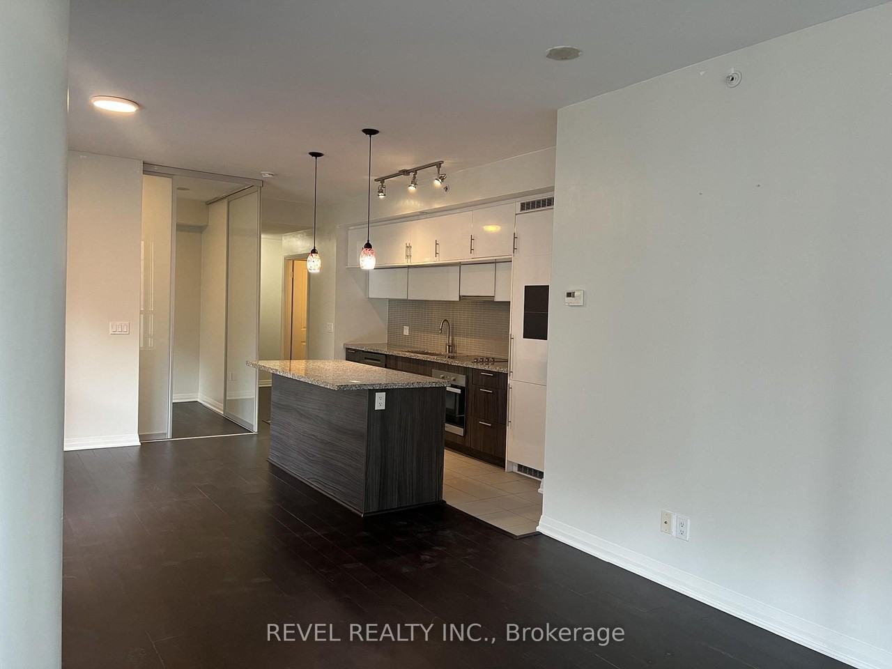 8 Mercer Street - Photo 5