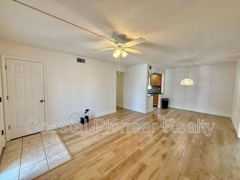 1960 Union St #41 - Photo 4 of 23