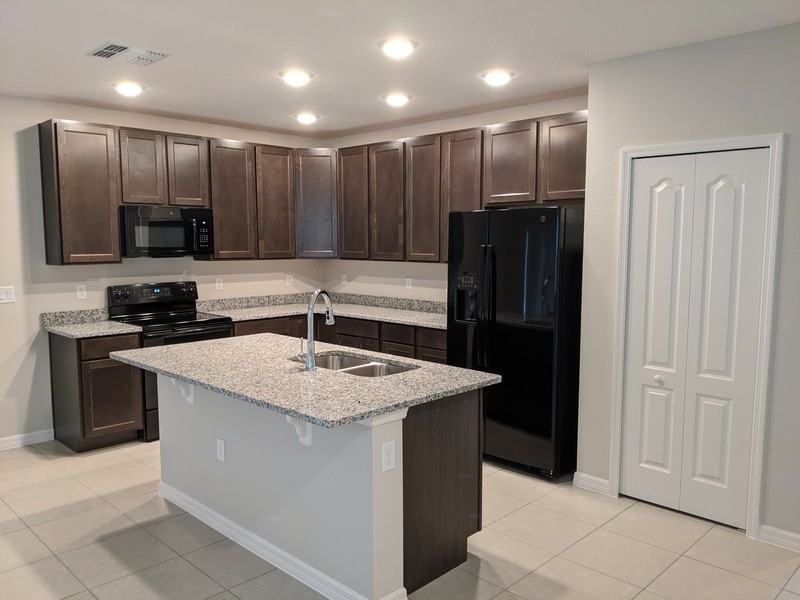 544 Pinecrest Loop - Photo 5 of 12