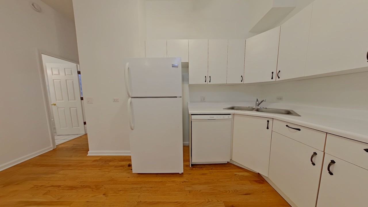 721-23 Briar - Photo 6 of 17