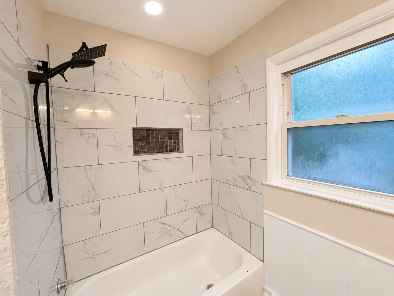 326 Burroughs Ave #1 - Photo 3 of 5