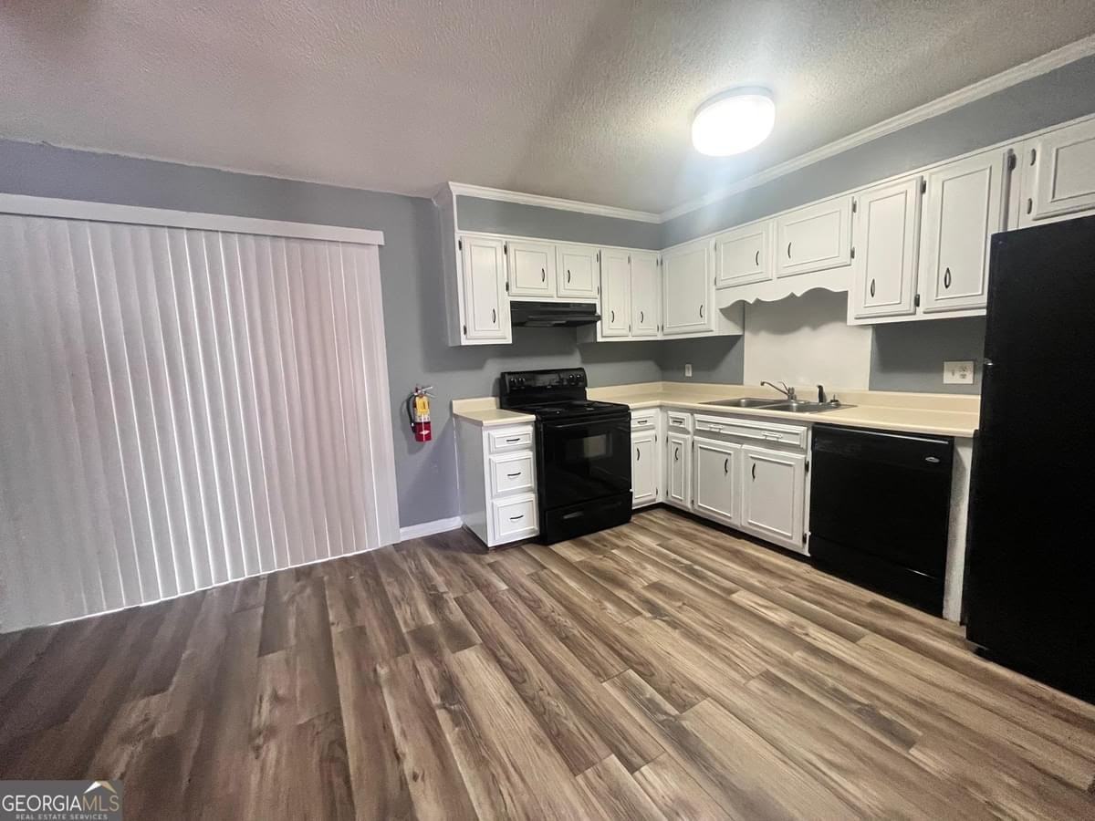 251 Knight Drive - 1unit 18 #1 - Photo 4 of 11