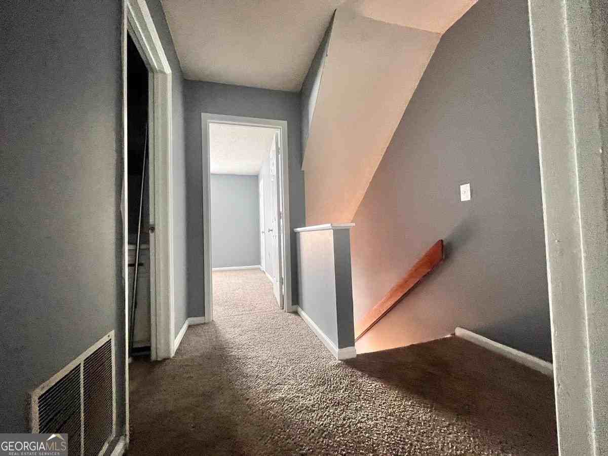 251 Knight Drive - 1unit 18 #1 - Photo 6 of 11