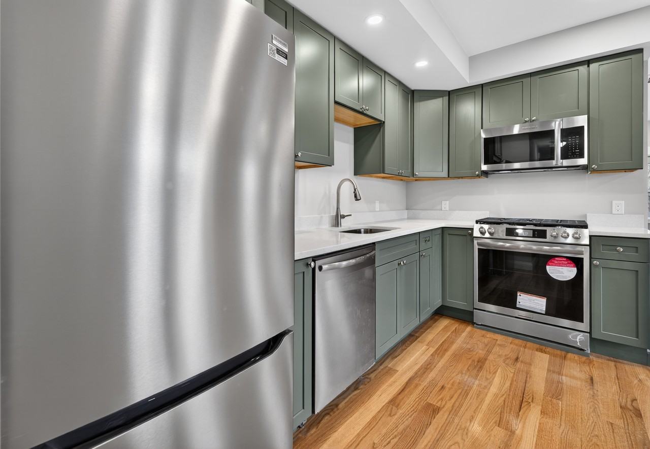 42 Almont Street2L #2L - Photo 7 of 29
