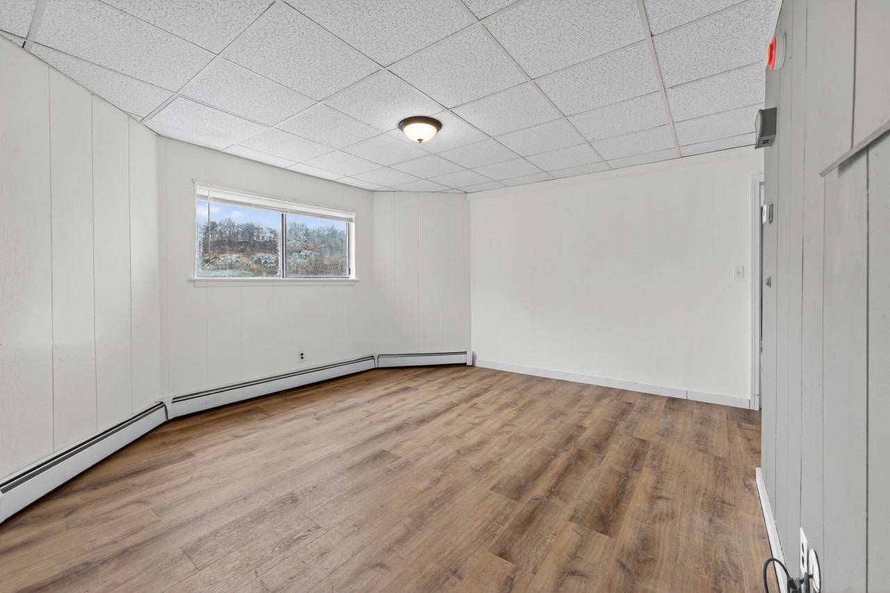 42 Almont St #3R - Photo 2 of 24