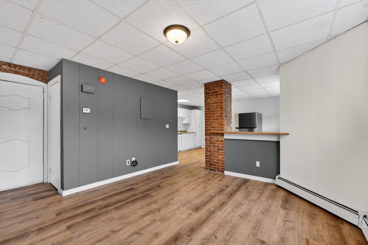 42 Almont St #3R - Photo 5 of 24