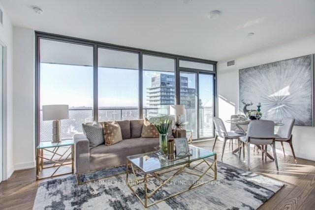11 Wellesley Street West #3705 - Photo 6 of 16