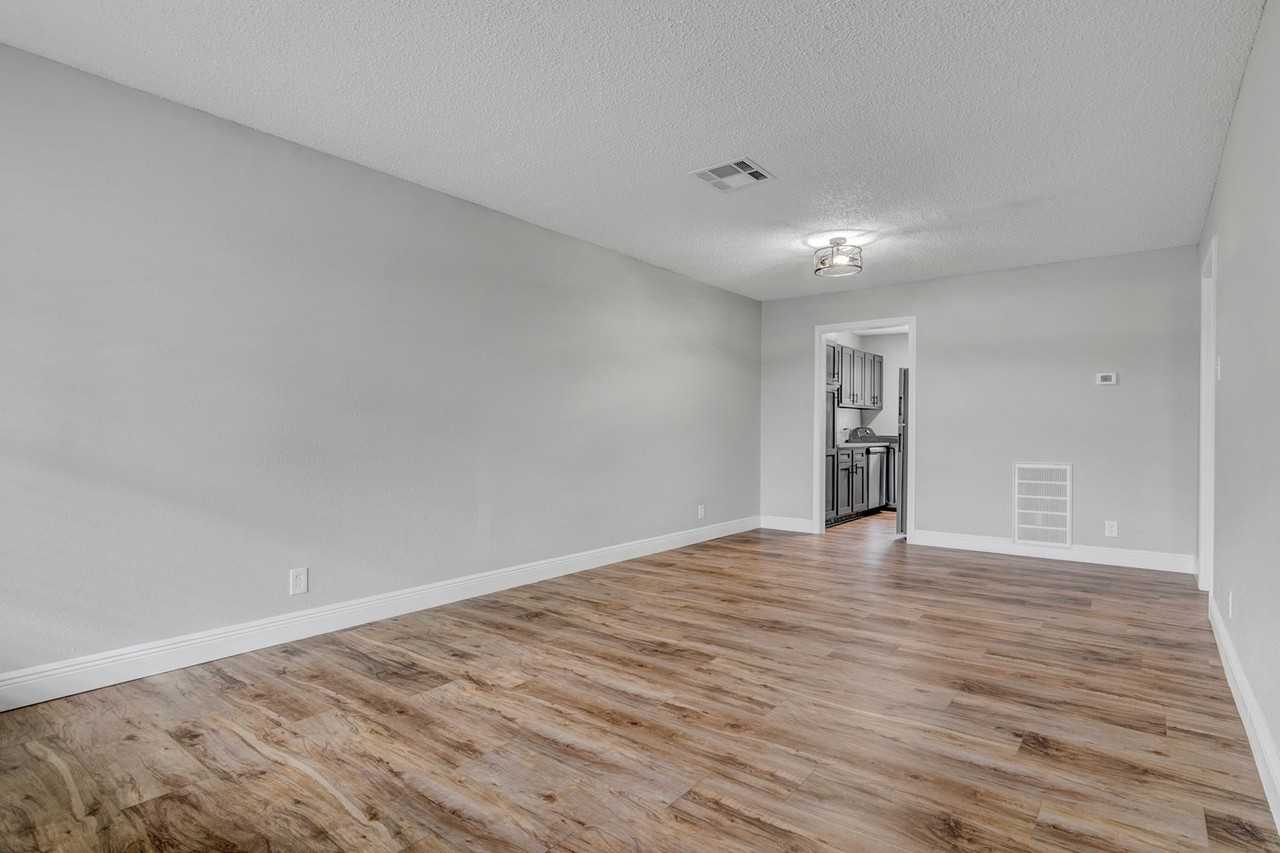 BK5 - 6860 Prutzman Road - Photo 2 of 31