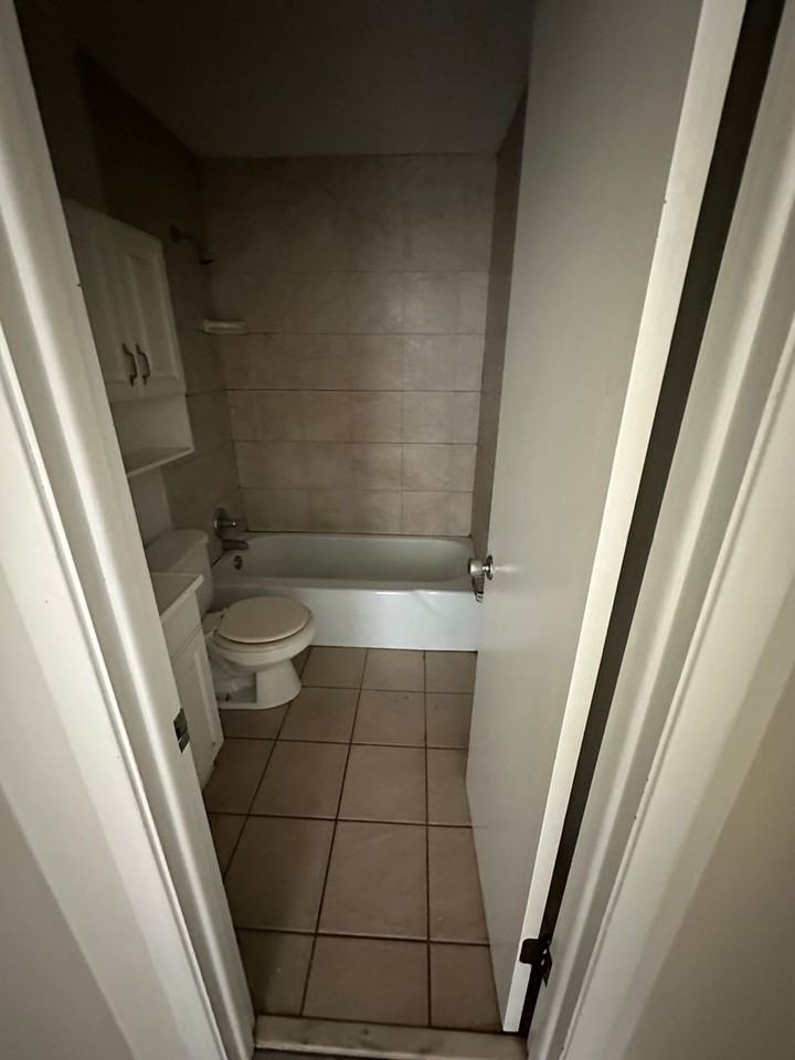 108 N Anita Dr - Photo 6 of 6