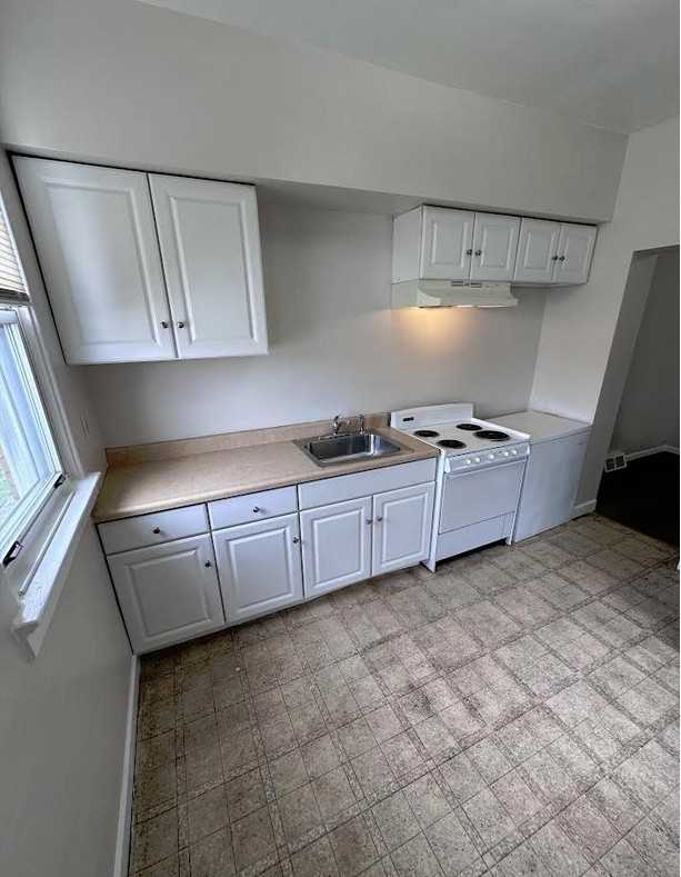 519 Marwood Avenue - Photo 6 of 17