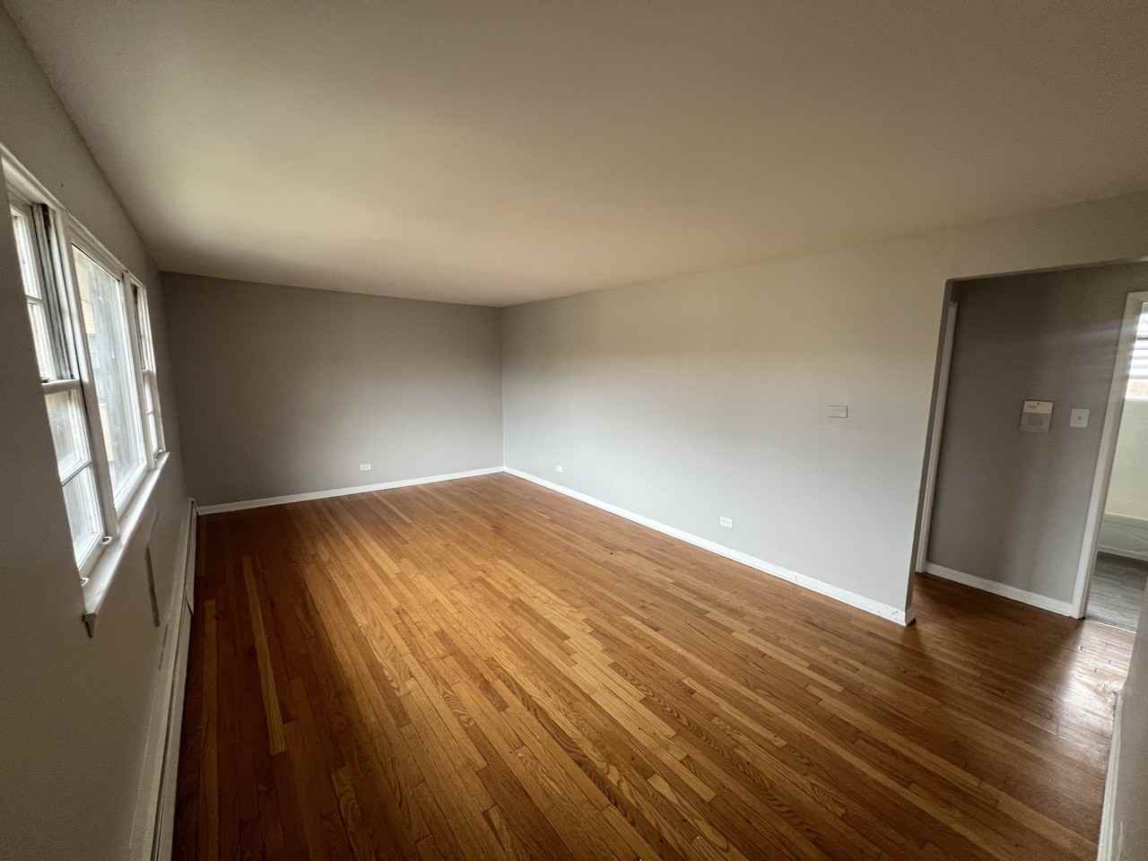 7822 -7824 S South Shore Drive - Photo 3 of 19