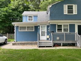 featured image of 67 Hutchinson St
