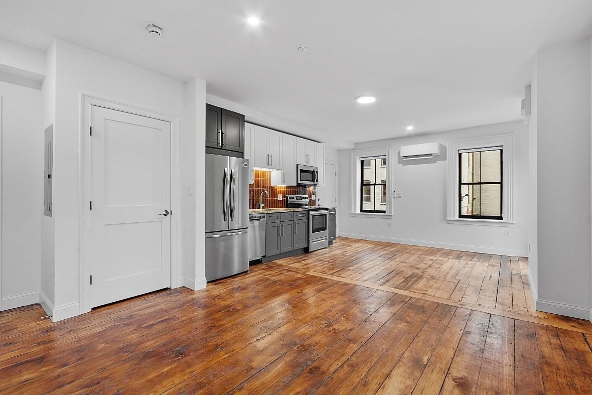 205 Summer Street - Photo 6 of 50