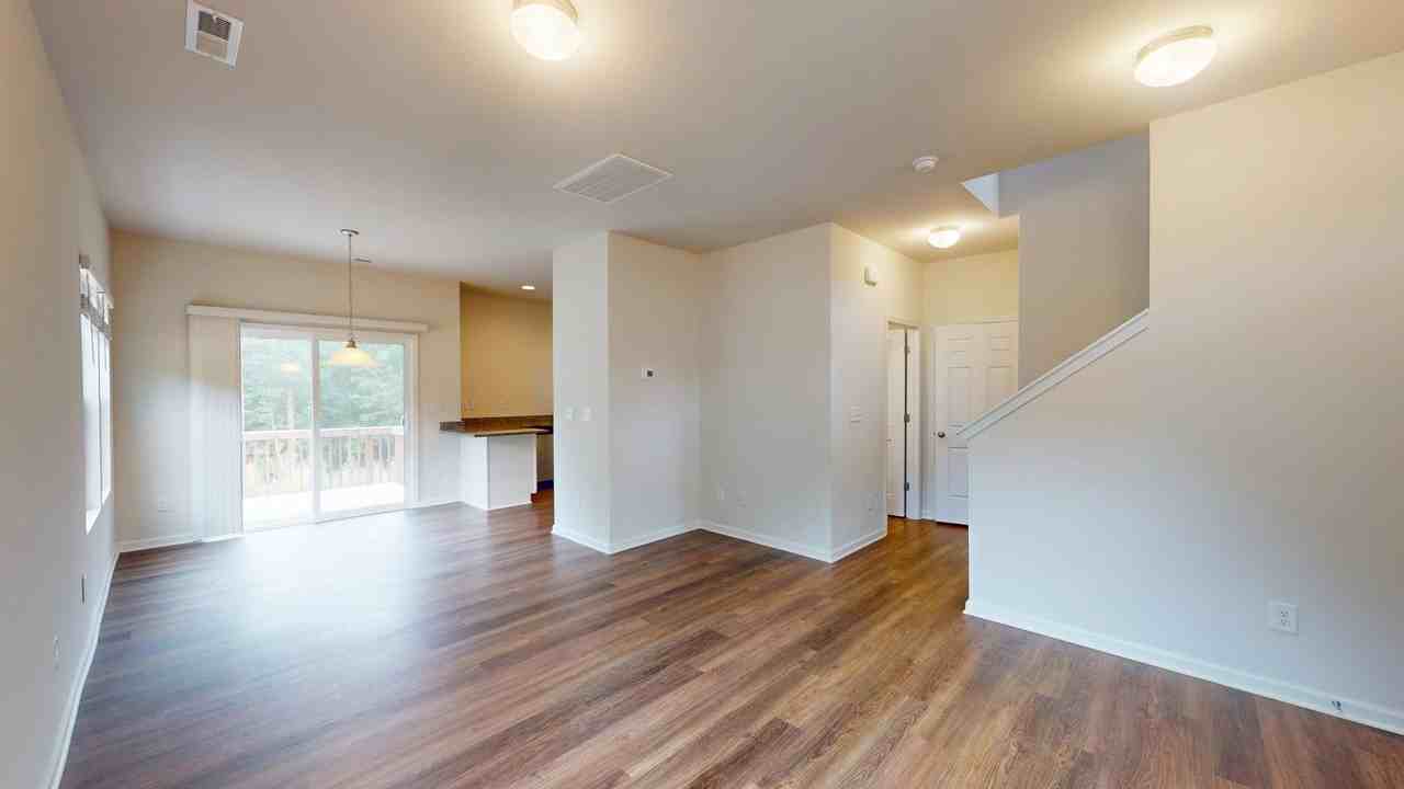 103 Taylor Made Dr - Photo 7 of 18