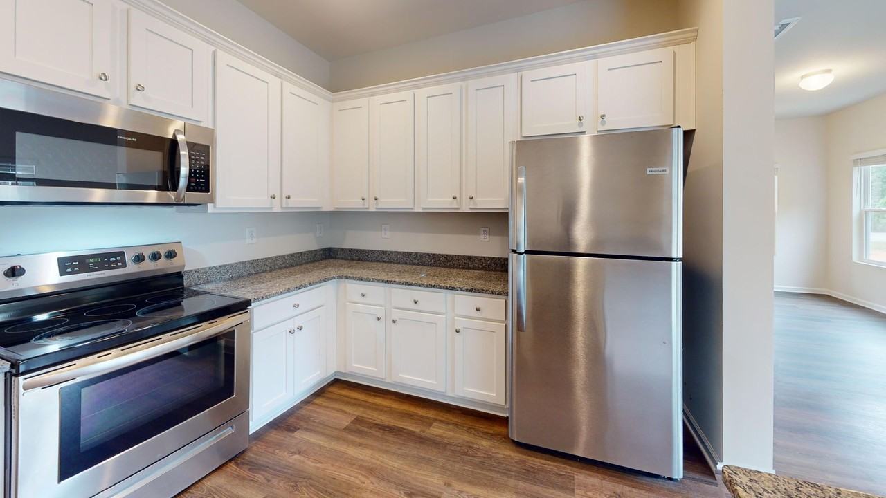 103 Taylor Made Dr - Photo 2 of 18