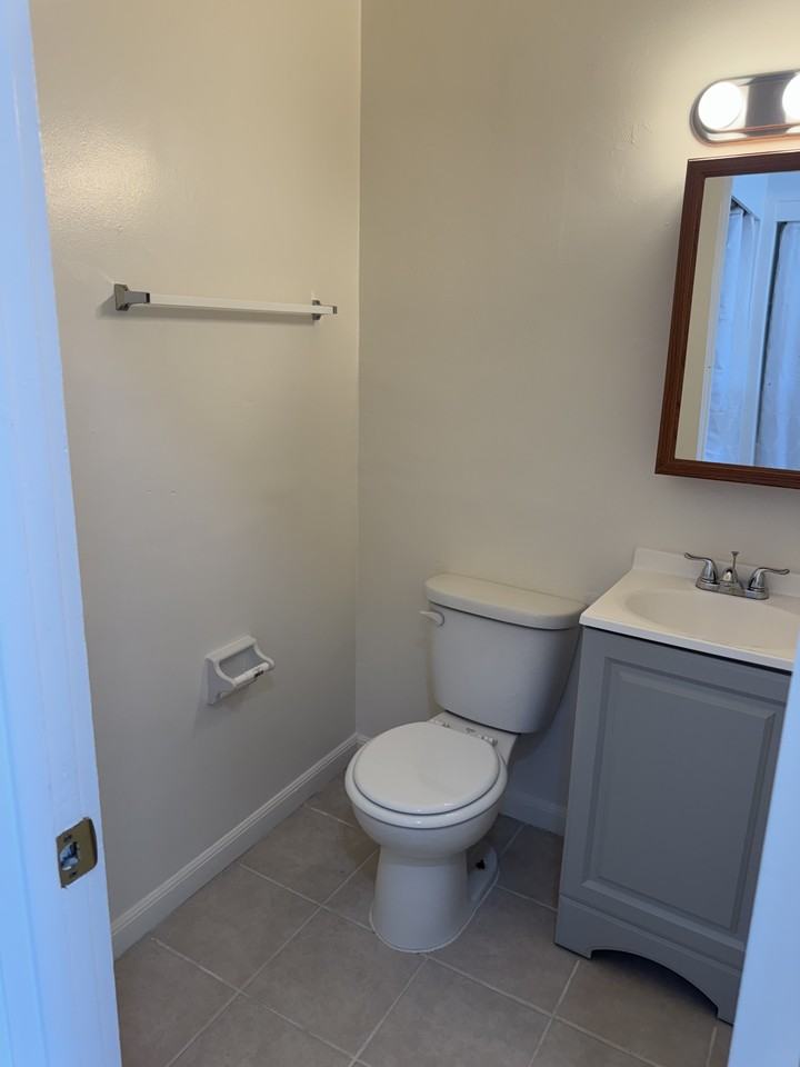 52nd St. - Photo 4 of 10