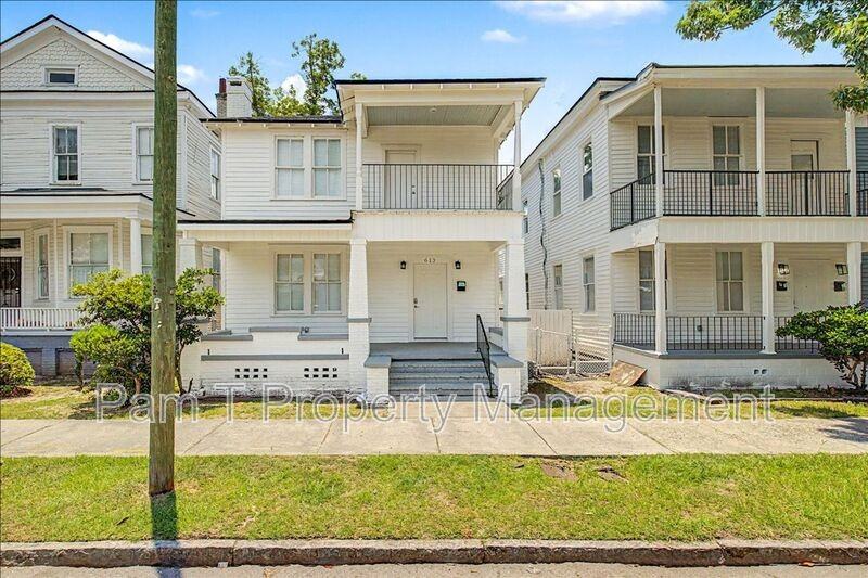 613 W 39th St