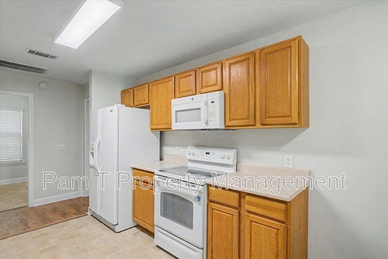 2305 Spivey Ave - Photo 7 of 28