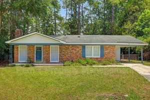 featured image of 102 Juniper Cir
