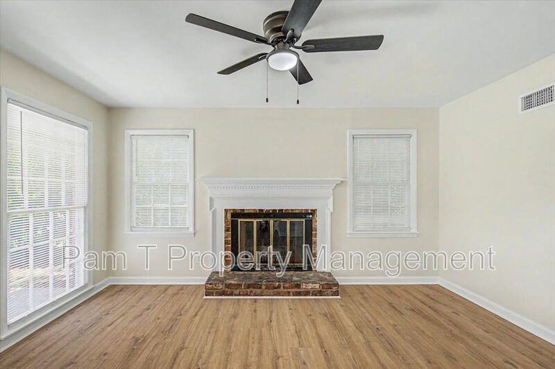 102 Juniper Cir - Photo 5 of 25