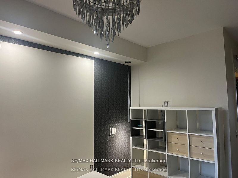 560 Front Street West - Photo 32