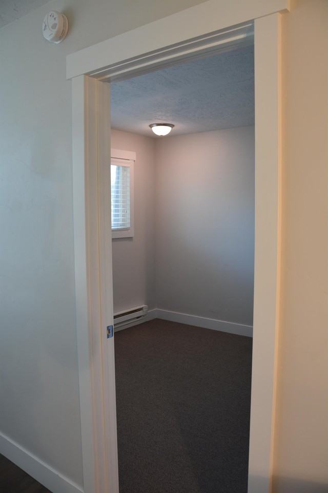 828 South 500 East - Photo 5 of 18